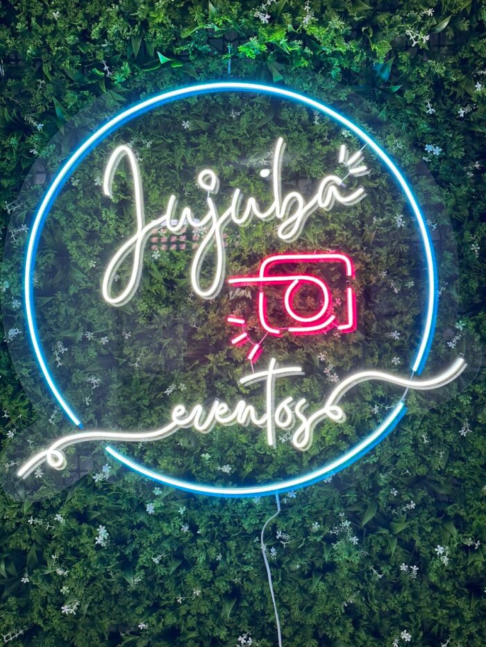 LETREIRO NEON PERSONALIZADO