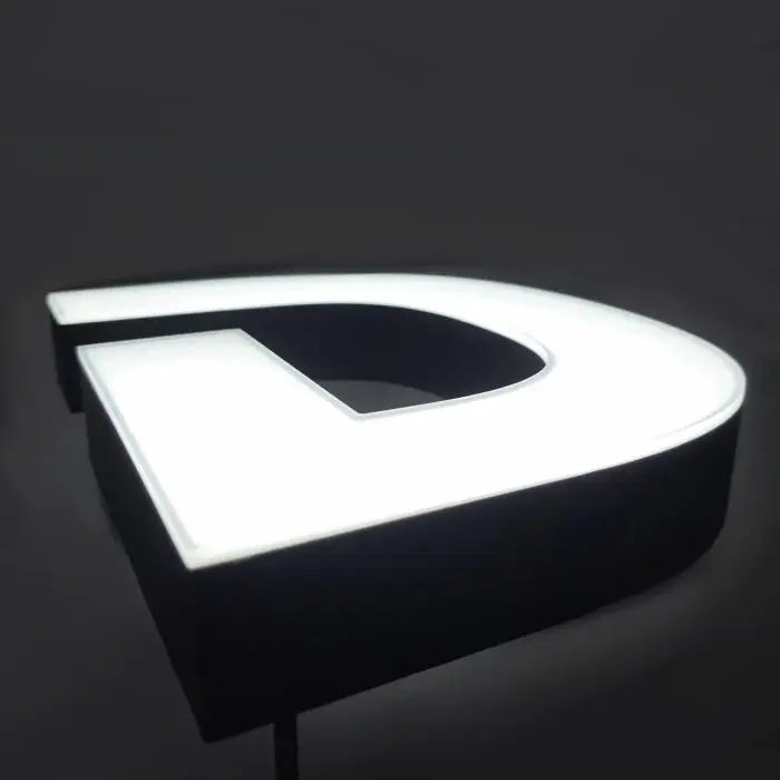 LETREIRO 3D ILUMINADA